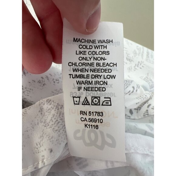 Maurices In Motion Patterned Jacket with Mesh Inlay Size 1X White Gray Sport NEW - Picture 7 of 8